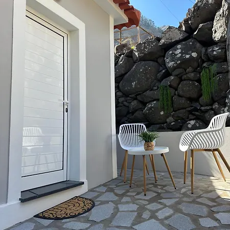 Privatunterkunft Old Aqueduct Village 1 - - Madeira Serra de Água