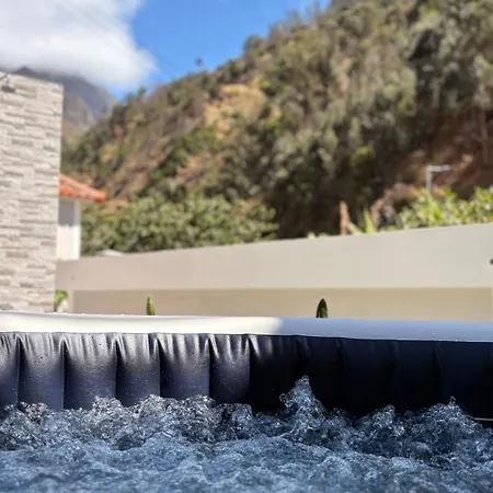 Old Aqueduct Village 1 - - Madeira * Serra de Água