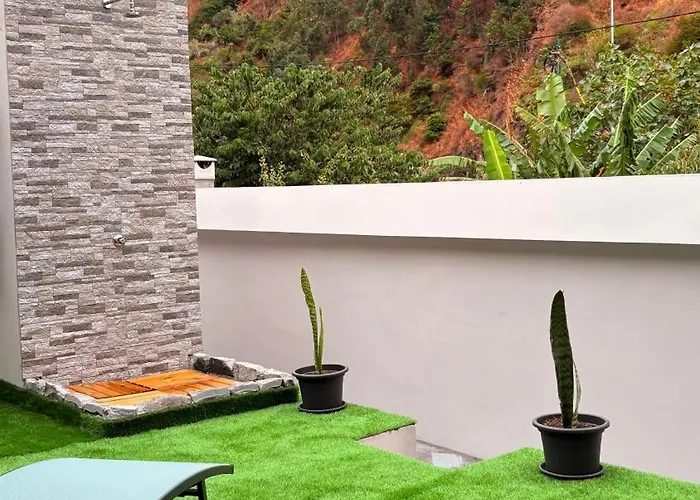 Privatunterkunft Old Aqueduct Village 1 - - Madeira Serra de Água