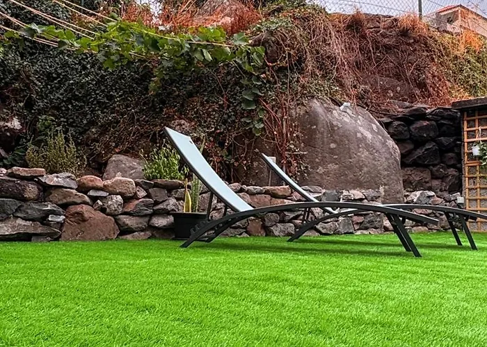 Old Aqueduct Village 1 - - Madeira * Serra de Água