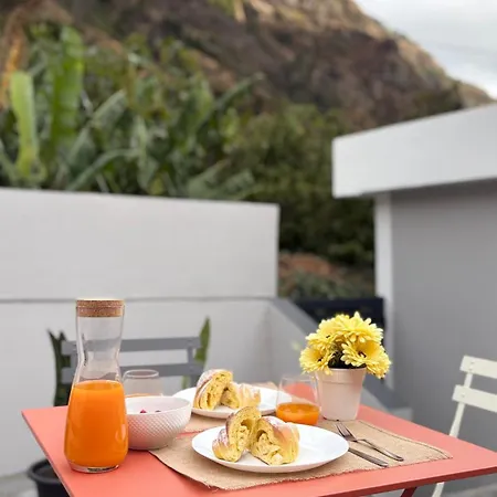 Old Aqueduct Village 1 - - Madeira Serra de Água